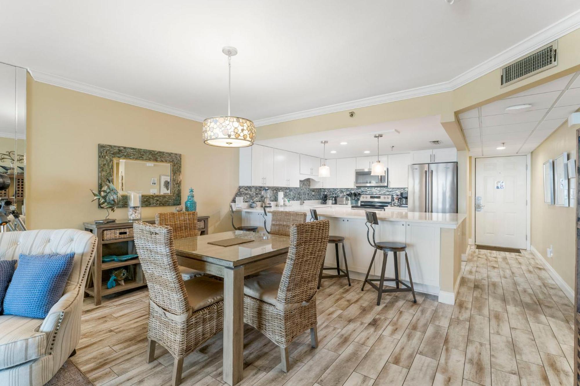 Stunning 2/2 Designer Condo W Coastal Appeal Right On The Gulf! 巴拿马城 外观 照片